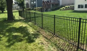 Milwaukee Fence Installation iron picket fence e1559067388855 300x175