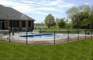 New Berlin Pool Fencing Residential Steel Fence 1 300x194